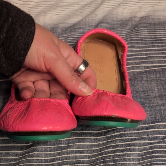 Hot Pink Tieks Patent Leather ballet flats - Picture 3 of 7